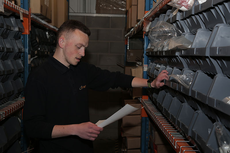 Warehouse Assistant